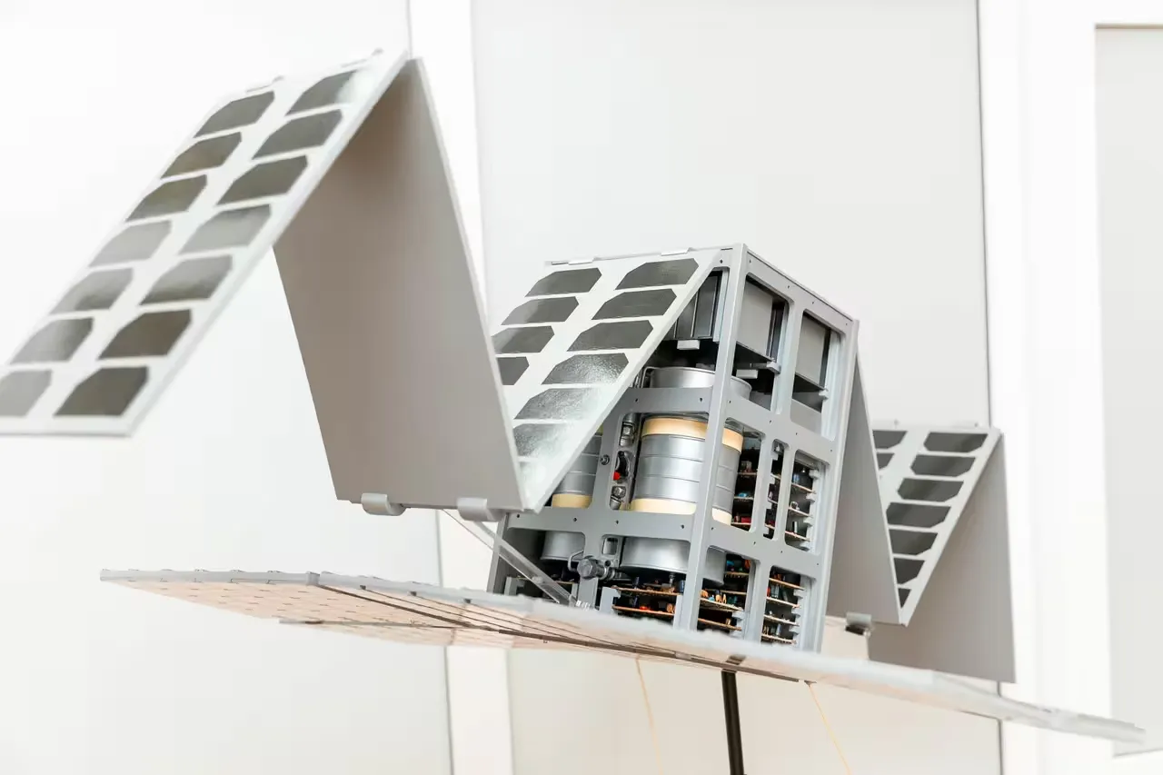 спутник «Аист-СТ»